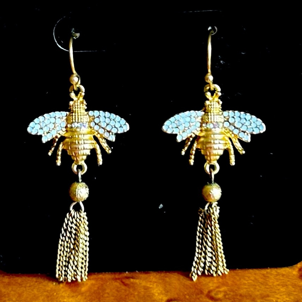 Spartina 449 Gold and White Bee Dangle Earrings